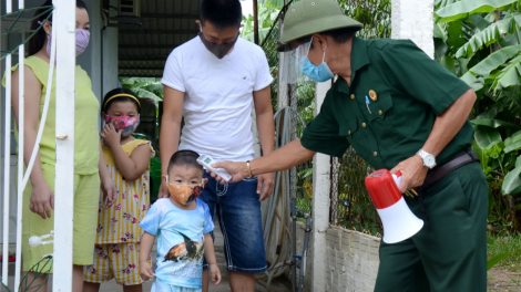 Không thể chống dịch theo kiểu “chợt nghĩ” (16/12/2021)