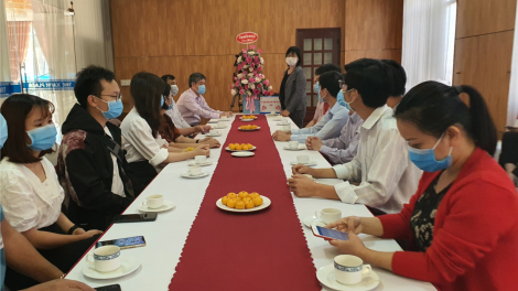 Gặp mặt các y bác sỹ của Viện Vệ sinh dịch tễ Tây Nguyên đã chi viện cho Gia Lai trong phòng chống covid - 19 (23/2/2021)