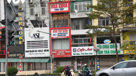 Hà Nội: Quán ăn, cafe vỉa hè đóng cửa, người dân tập thói quen ăn uống tại nhà (17/2/2021)