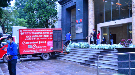 Đoàn Thanh niên VOV tích cực tham gia giải cứu nông sản cho nông dân Hải Dương (25/2/2021)