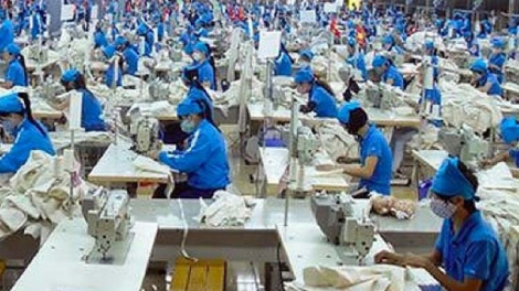 Doanh nghiêp dệt may tăng tốc sản xuất đầu năm (18/02/2021)