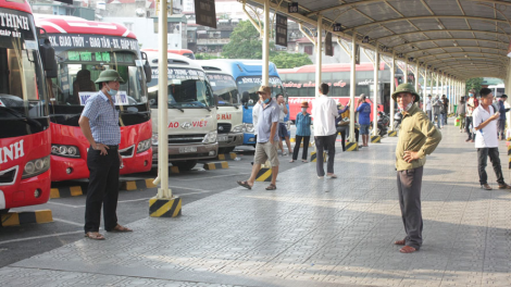 Hà Nội: Các bến xe vắng lặng ngày cuối năm (10/02/2021)