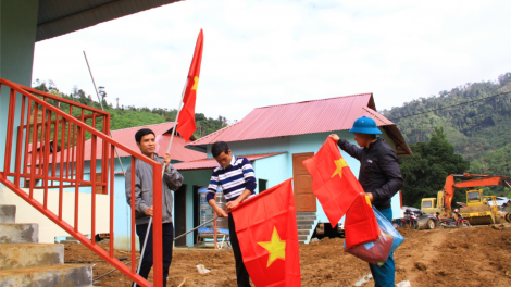 Hồi sinh trên vùng sạt lở núi Trà Leng (09/02/2021)