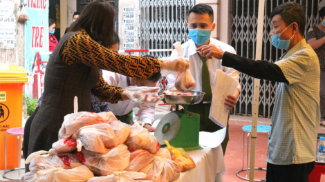 Hải Phòng: Đủ số lượng, chất lượng hàng thiết yếu cho nhân dân trong vùng cách ly (23/2/2021)