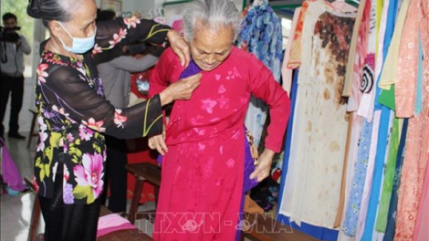 "Tuần lễ áo dài Việt Nam" năm 2021: Phát huy di sản văn hóa áo dài trong mỗi phụ nữ Việt (7/3/2021)