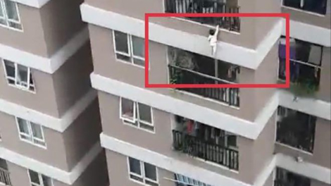 THỜI SỰ 12H TRƯA 1/3/2021: Vụ việc bé gái 3 tuổi rơi từ tầng 12 đặt ra vấn đề an toàn lan can chung cư cao tầng.