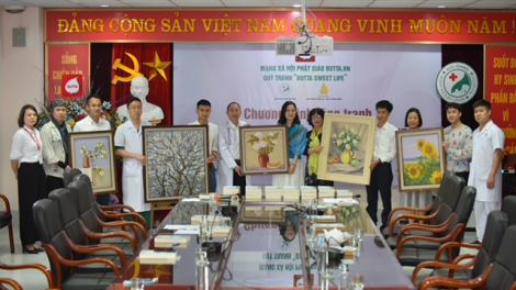 Tặng tranh để nhân thêm niềm tin sống (18/03/2021)