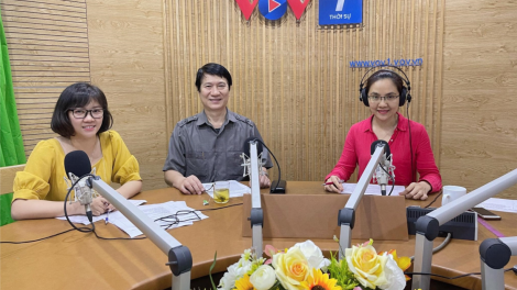 Bỏ ‘Giấy phép con’ mang tên chứng chỉ: Không chỉ dừng lại ở tin học, ngoại ngữ (08/04/2021)