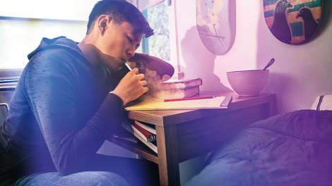 Loạt bài: "Thuốc lá điện tử - “cái chết trắng” bủa vây giới trẻ". Bài 2: "Hành động kịp thời trước hiểm họa của Thuốc lá điện tử" (06/04/2021)