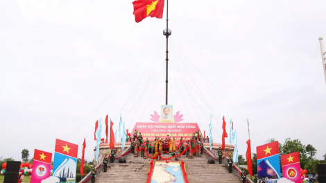 Lễ thượng cờ thống nhất non sông được tổ chức ngắn gọn, thiêng liêng (30/4/2021)
