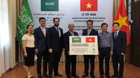 Arập Xê-út hỗ trợ hơn 3,4 tỷ đồng cho người dân miền Trung Việt Nam (23/4/2021)