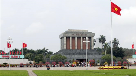 Người dân bày tỏ niềm kính yêu vô bờ với Chủ tịch Hồ Chí Minh (19/5/2021)