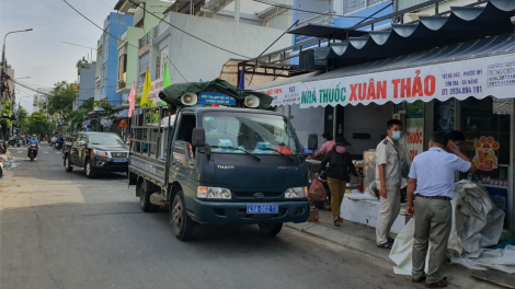 Đà Nẵng: Tăng cường nhắc nhở, xử phạt hành vi lơ là phòng chống COVID-19 (5/5/2021)