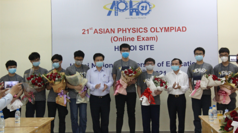 Thành tích cao thi Olympic: Minh chứng tính đúng đắn chính sách phát triển trường chuyên (24/5/2021)