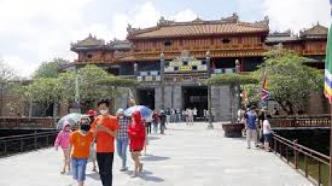Giải pháp tháo gỡ khó khăn cho ngành du lịch do ảnh hưởng bởi đại dịch Covid-19 (31/05/2021)