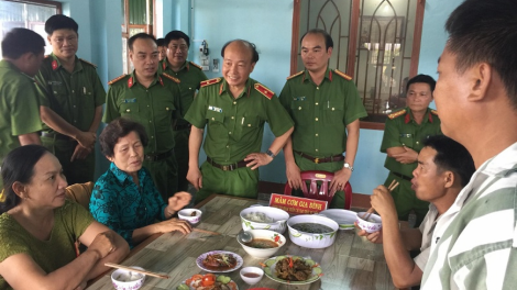 Gieo mầm thiện bằng những “bữa cơm gia đình” (10/5/2021)