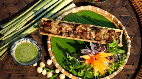 Món ẩm thực ở Đăc Lắc: Đặc sản heo lai hấp, nướng ống tre (7/5/2021)