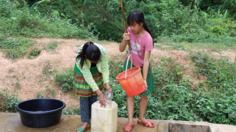 Cõng nước lên “đỉnh trời” (24/6/2021)