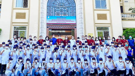 Sinh viên ngành y ở Hà Nội: Những người tình nguyện lên đường vào tâm dịch (7/6/2021)