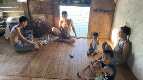 Cuộc sống ở xóm nghèo Hà Nội, lay lắt trong mùa dịch covid-19 (20/6/2021)