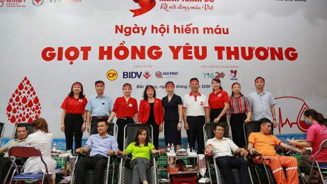 Thầm lặng cứu người bằng những giọt máu quý hiếm (13/6/2021)