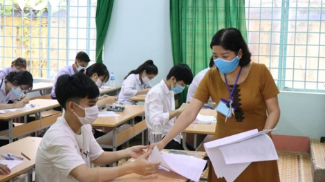 Tổ chức thi tốt nghiệp THPT, đảm bảo an toàn dịch bệnh (29/6/2021)