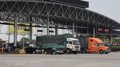 THỜI SỰ 21H30 ĐÊM 25/7/2021: Chính phủ vừa có công văn yêu cầu không kiểm tra xe chở hàng thiết yếu, lương thực phục vụ người dân vùng có dịch COVID-19