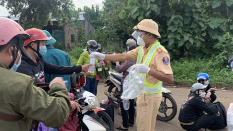 Nghĩa đồng bào trong phòng chống dịch covid 19 (31/07/2021)