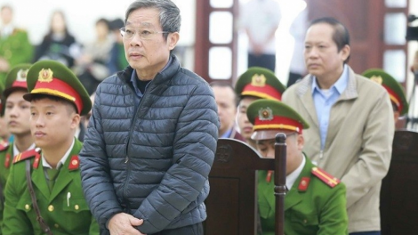 Thu hồi tài sản tham nhũng: không để "hy sinh đời bố, củng cố đời con" (14/07/2021)