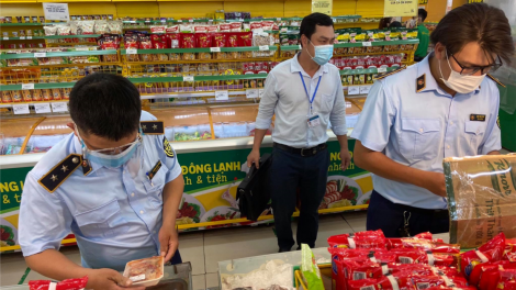 LL QLTT phạt 2 cửa hàng Bách Hoá Xanh bán hàng cao hơn giá niêm yết (20/07/2021)