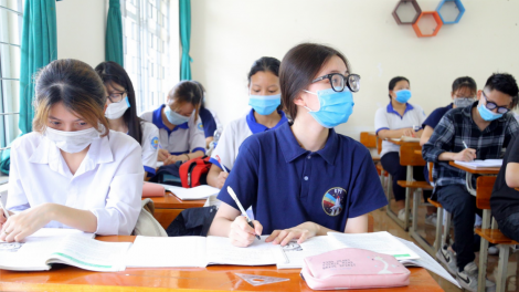 Ngành giáo dục nỗ lực để đảm bảo cho một kỳ thi nghiêm túc và an toàn (06/07/2021)