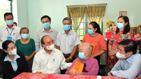 THỜI SỰ 18H CHIỀU 05/07/2021: CT nước Quyết định về việc tặng quà nhân dịp kỷ niệm 74 năm ngày Thương binh - Liệt sỹ.