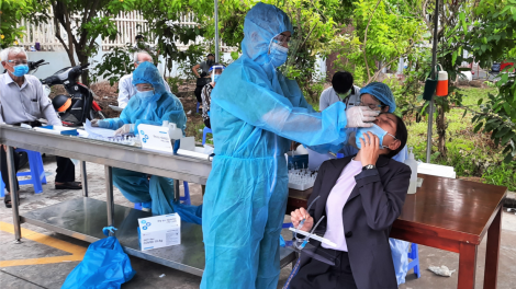 An Giang: Bác sĩ tình nguyện với chiến dịch tiêm chủng (18/08/2021)