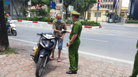 Hà Nội: Lợi dụng đường phố thông thoáng – nhiều người vi phạm giao thông (4/8/2021)
