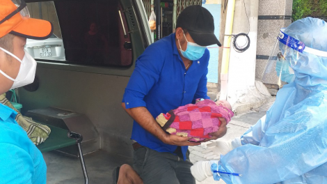 Bình Dương: Nhiều bệnh viện từ chối cấp cứu trẻ em, sản phụ sắp sinh (15/8/2021)