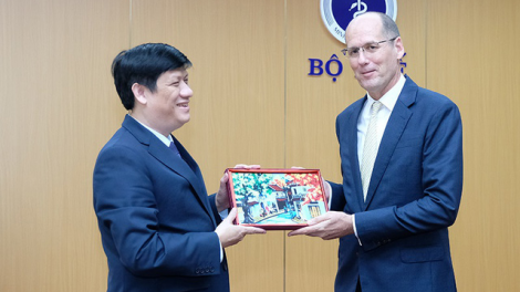 Giám đốc CDC Hoa Kỳ khu vực ĐNA: “Việt Nam và Hoa Kỳ sẽ đẩy mạnh quan hệ chiến lược về An ninh y tế” (28/8/2021)