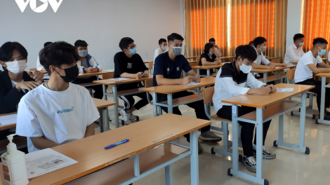 THỜI SỰ 6H SÁNG 5/8/2021: Hơn 11.000 thí sinh ở 39 tỉnh, TP bắt đầu làm thủ tục dự thi đợt 2, kỳ thi tốt nghiệp THPT năm nay