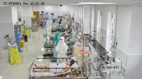 THỜI SỰ 21H30 ĐÊM 13/8/2021: Bộ Y tế sẽ mở rộng việc điều trị F0 tại nhà và thí điểm cấp "túi thuốc an sinh", hướng dẫn cách theo dõi sức khỏe cho bệnh nhân