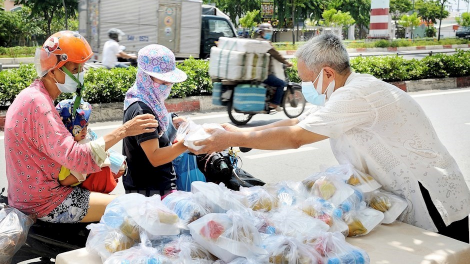 Ấm áp tình người trong mùa dịch covid (26/08/2021)