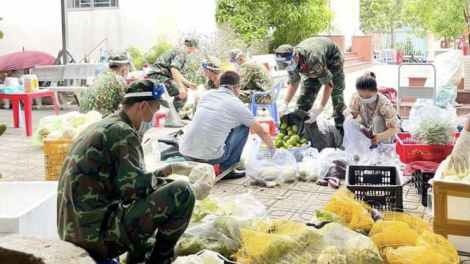 Chung tay để người dân không đói (25/8/2021)