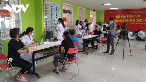 Các tỉnh biên giới Đông Bắc đẩy nhanh tiêm vaccine phòng Covid 19 (06/08/2021)