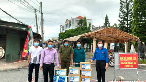 Tiền Giang: Hướng về vùng phong tỏa bằng cả trái tim (03/08/2021)