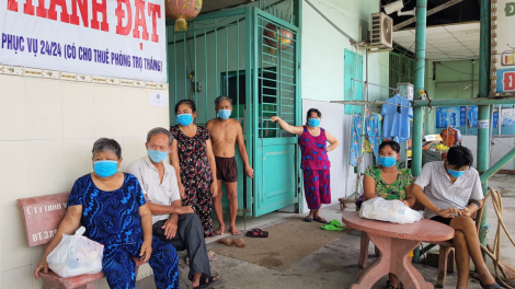 Cần Thơ: Miễn giảm tiền phòng, chủ nhà trọ “sưởi ấm” lòng người thuê (19/08/2021)