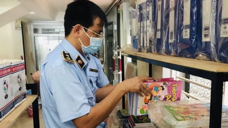 Sơn La tăng cường kiểm tra, kiểm soát mặt hàng sách giáo dục phục vụ năm học mới (9/9/2021)