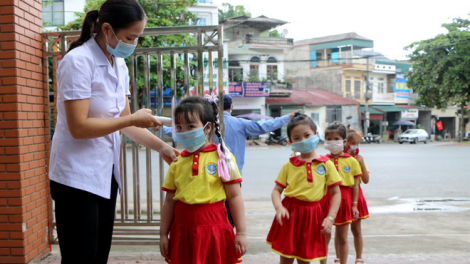 Học sinh các dân tộc miền núi Tây Bắc cùng đón ngày khai giảng đặc biệt (5/9/2021)