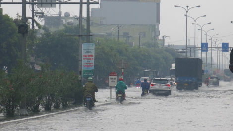 THỜI SỰ 12H TRƯA 11/9/2021: Bão số 5 giật cấp 12 gây mưa lớn cho nhiều tỉnh miền Trung.