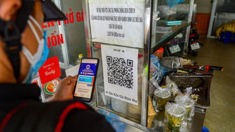 Hà Nội: Các cơ sở kinh doanh chủ động tạo mã quét QR (17/9/2021)