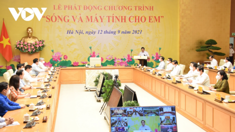 Sóng và máy tính cho em: bảo đảm công bằng trong tiếp cận phương thức dạy và học mới