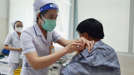 Đồng Nai chậm tiến độ tiêm vaccine do chưa nhận được 300.000 liều Sinopharm (30/09/2021)