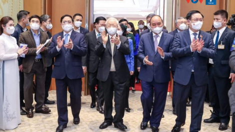 TBT Nguyễn Phú Trọng: Tập trung thực hiện hiệu quả Chương trình phục hồi và phát triển kinh tế (5/1/2022)